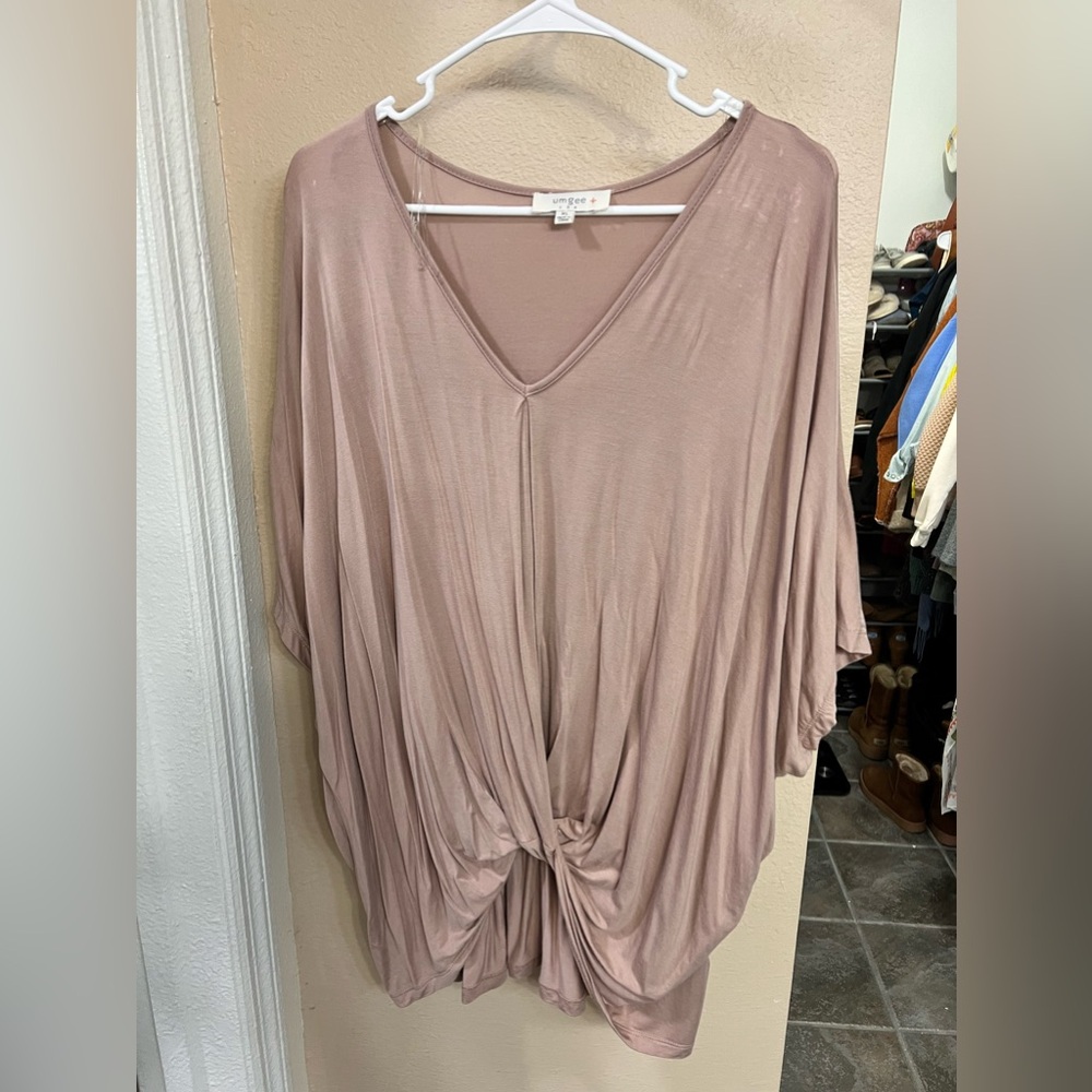 Umgee twisted top